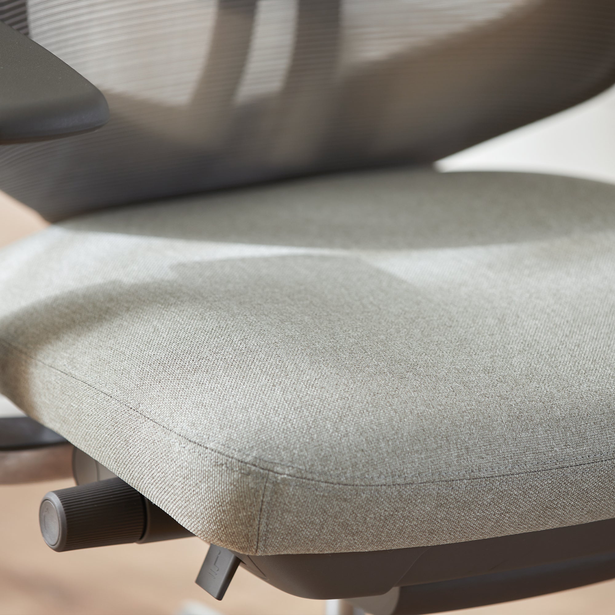 COLAMY ATLAS Ergonomic High Back Mesh Office Chair | BIFMA Certified