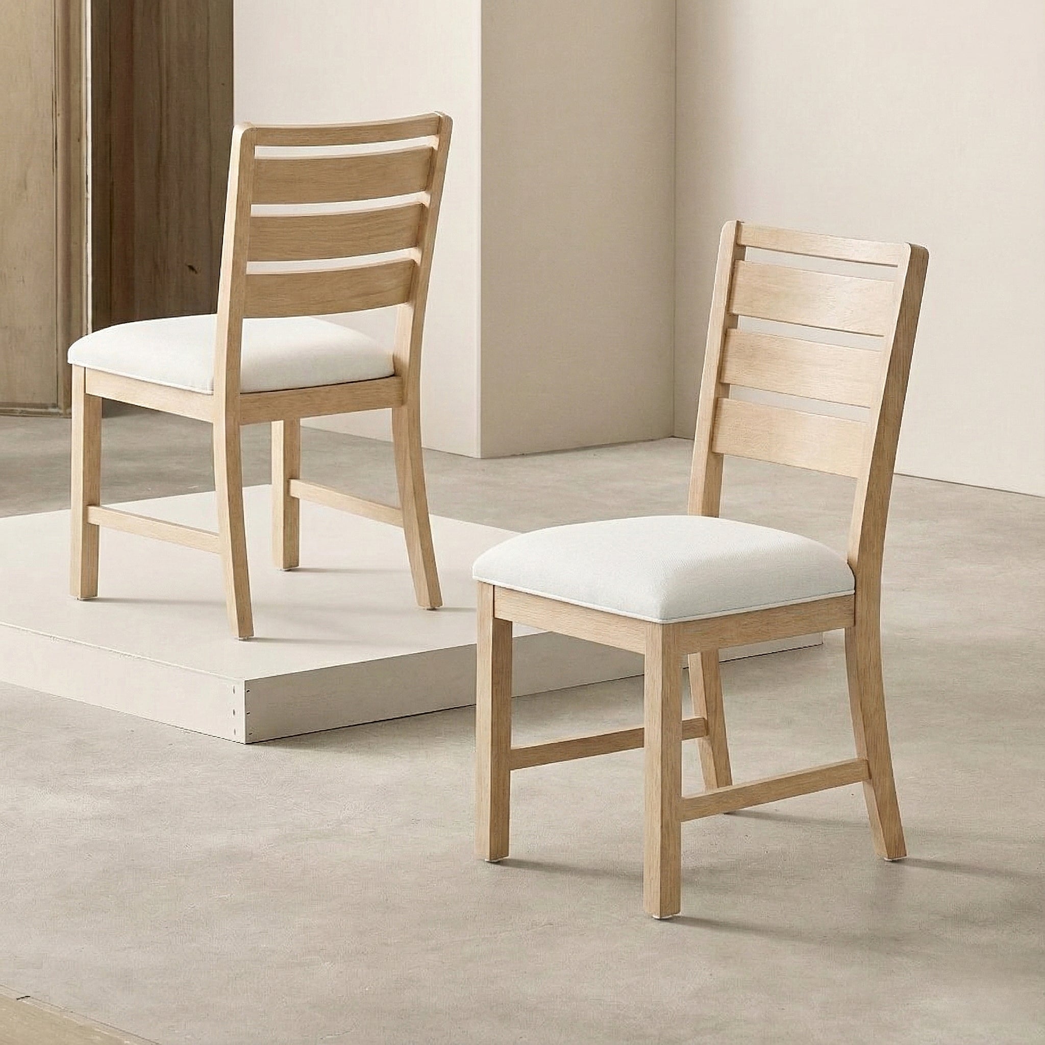 COLAMY SERA Solid Wood Comfort Dining Chair