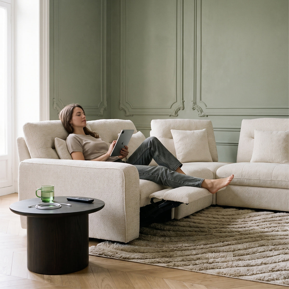 COLAMY AURA 5-Seat Modular Power Reclining Sofa