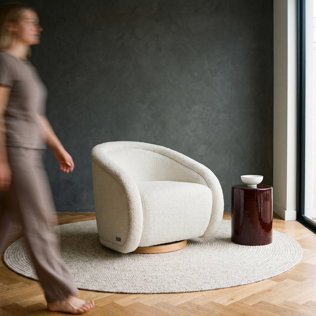 COLAMY AURA Sculpted Swivel Accent Chair