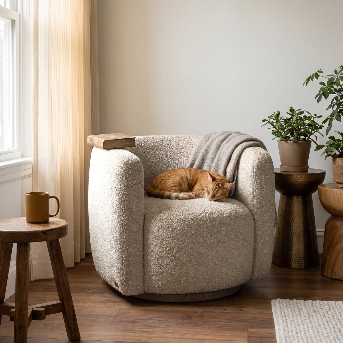 COLAMY AURA Compact Barrel Swivel Accent Chair
