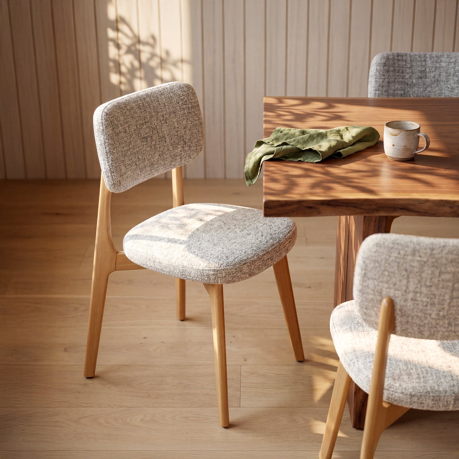 COLAMY HALO Prime Solid Red Oak Upholstered Dining Chair, OEKO-TEX