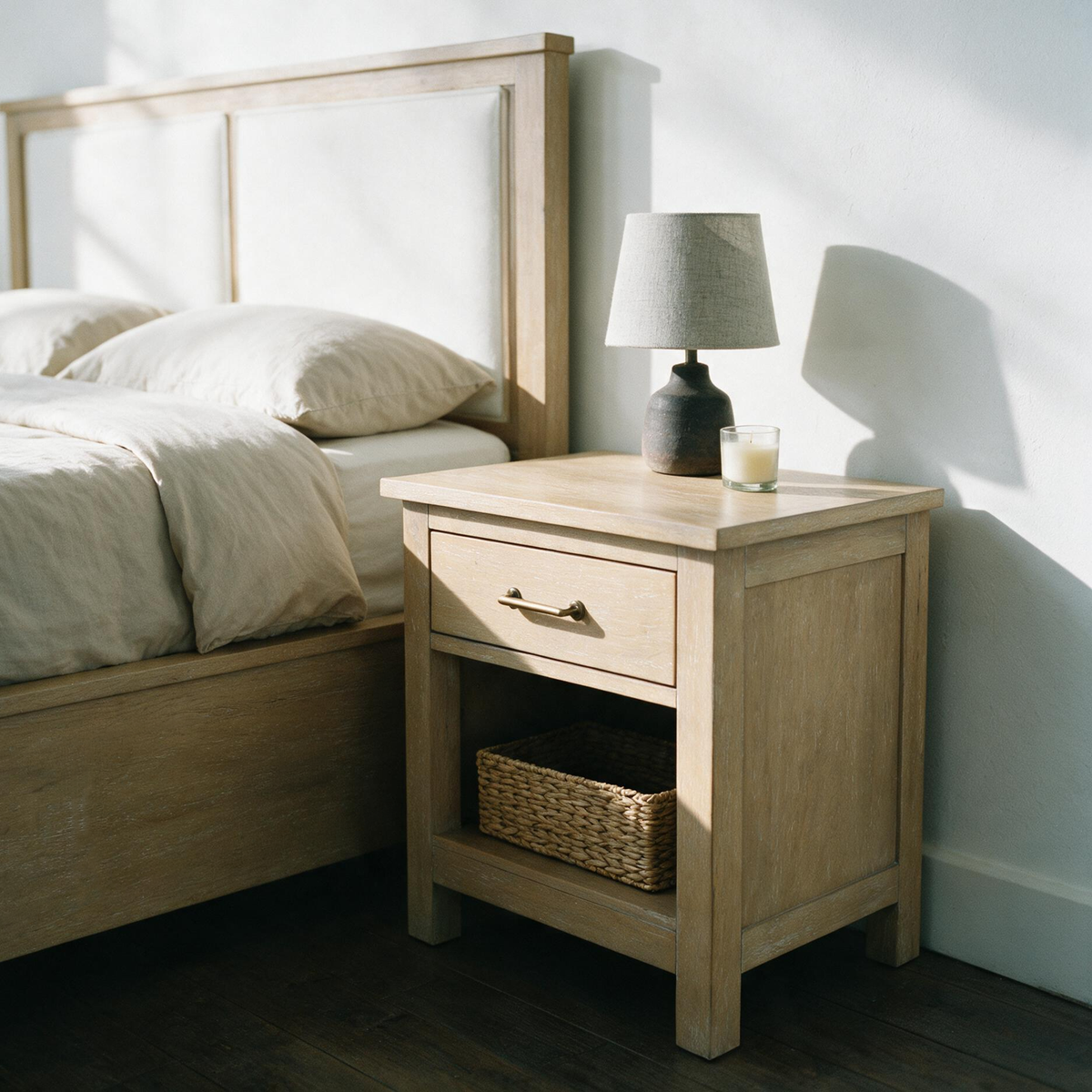COLAMY HUSH Natural Oak Charging Nightstand with USB-C